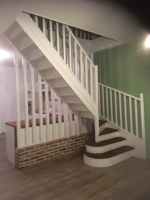 RENOVATION d'un ESCALIER - BERTEAUCOURT LES DAMES