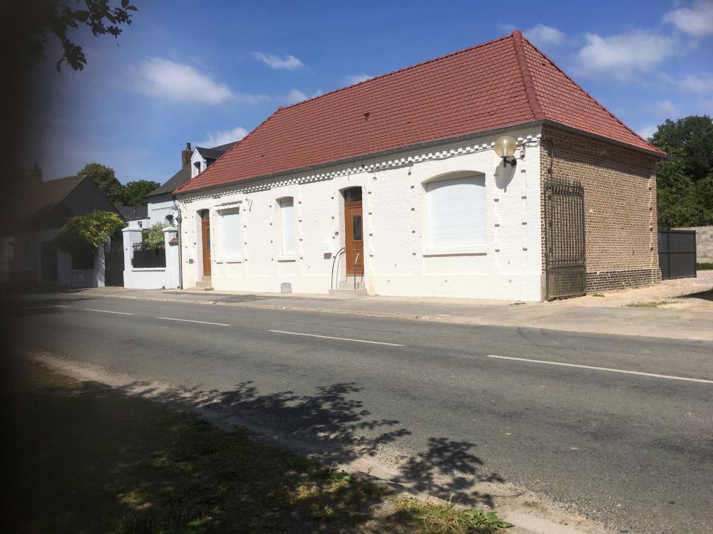 APRES - RENOVATION FACADE - COUVERTURE ET EAUX DE PLUIE - AILLY LE HAUT CLOCHER