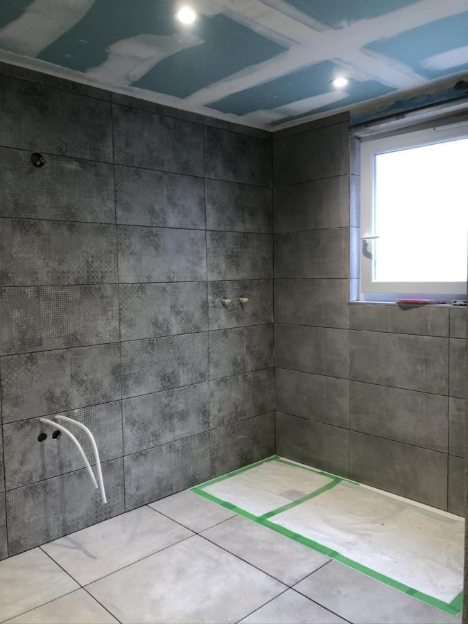 Faience/Carrelage - Vauchelles les Quesnoy - Novembre 2024